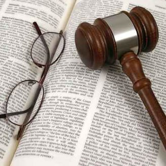 Licenziamento: l’aver omesso, al momento dell’assunzione, di dichiarare un precedente licenziamento non costituisce “Giusta Causa”. Cass., Sez. Lav. 30/12/2016,  n. 27585.